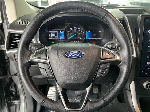 Used 2022 Ford Edge SEL AWD/4WD image 12