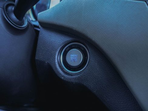 Used 2017 Hyundai Santa Fe Sport image 13