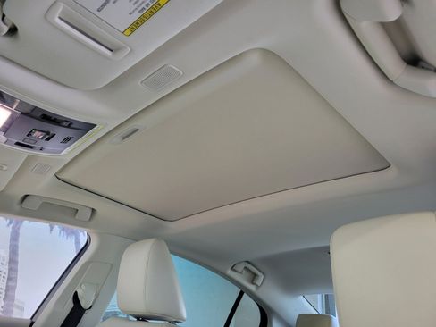 Certified 2025 Lexus ES 350 w/ Premium Package FWD image 10