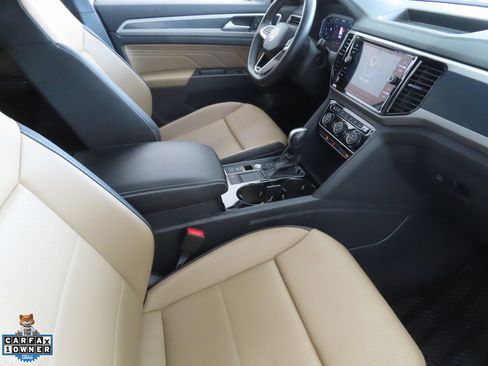 Used 2023 Volkswagen Atlas Cross Sport SE FWD image 25