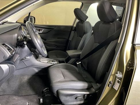 Used 2024 Subaru Forester Premium AWD/4WD image 36