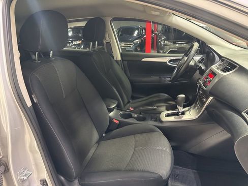 Used 2014 Nissan Sentra S FWD image 32