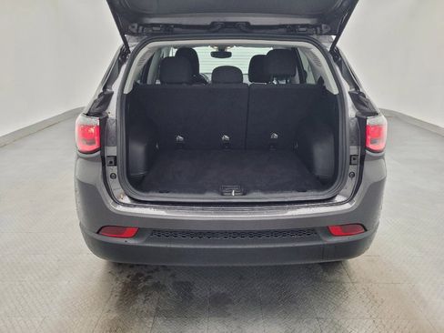 Used 2018 Jeep Compass Sport image 29