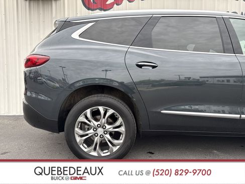 Used 2018 Buick Enclave Avenir w/ Avenir Technology Package image 13