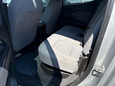 Used 2019 Chevrolet Colorado W/T w/ WT Convenience Package AWD/4WD image 5