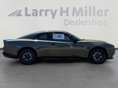 New 2026 Dodge Charger Scat Pack w/ Blacktop Package AWD/4WD image 7