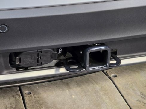 New 2026 Ford Explorer Platinum w/ LUX Leather Package image 11