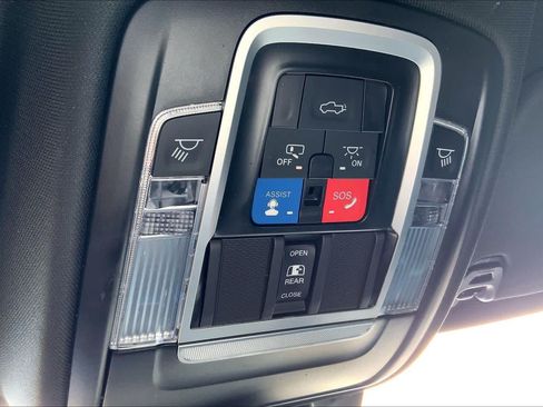 Used 2023 RAM 1500 Limited AWD/4WD image 35