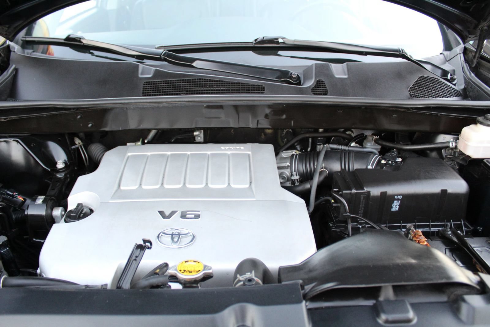 Used 2013 Toyota Highlander SE FWD image 39