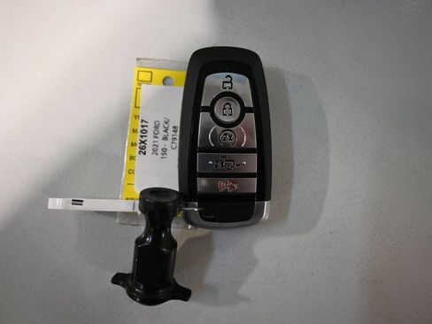Used 2021 Ford F150 Lariat w/ Equipment Group 502A High AWD/4WD image 33
