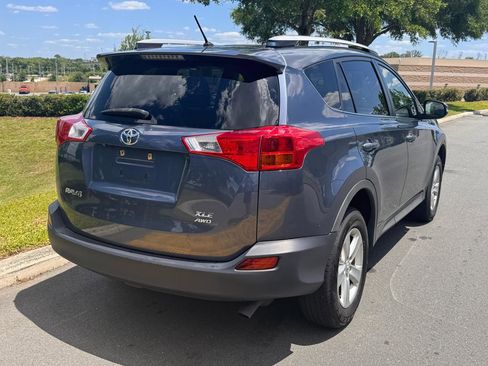 Used 2013 Toyota RAV4 XLE AWD/4WD image 33