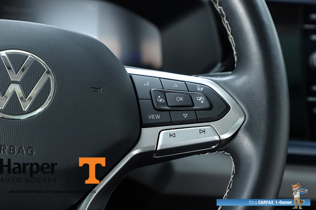 Used 2023 Volkswagen Taos SE w/ Panoramic Sunroof Package AWD/4WD image 59