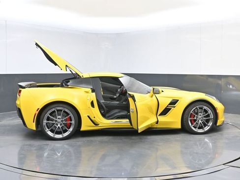 Used 2017 Chevrolet Corvette Grand Sport RWD image 50