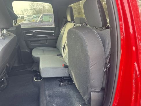 Used 2024 RAM 2500 Big Horn w/ Bed Utility Group image 33