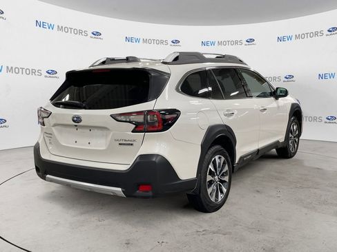 Used 2023 Subaru Outback Touring image 5