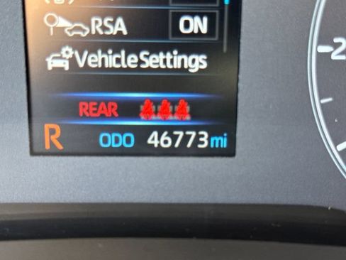 Used 2024 Toyota Corolla LE FWD image 21
