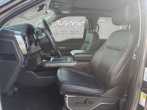 Used 2022 Ford F150 Lariat RWD image 19