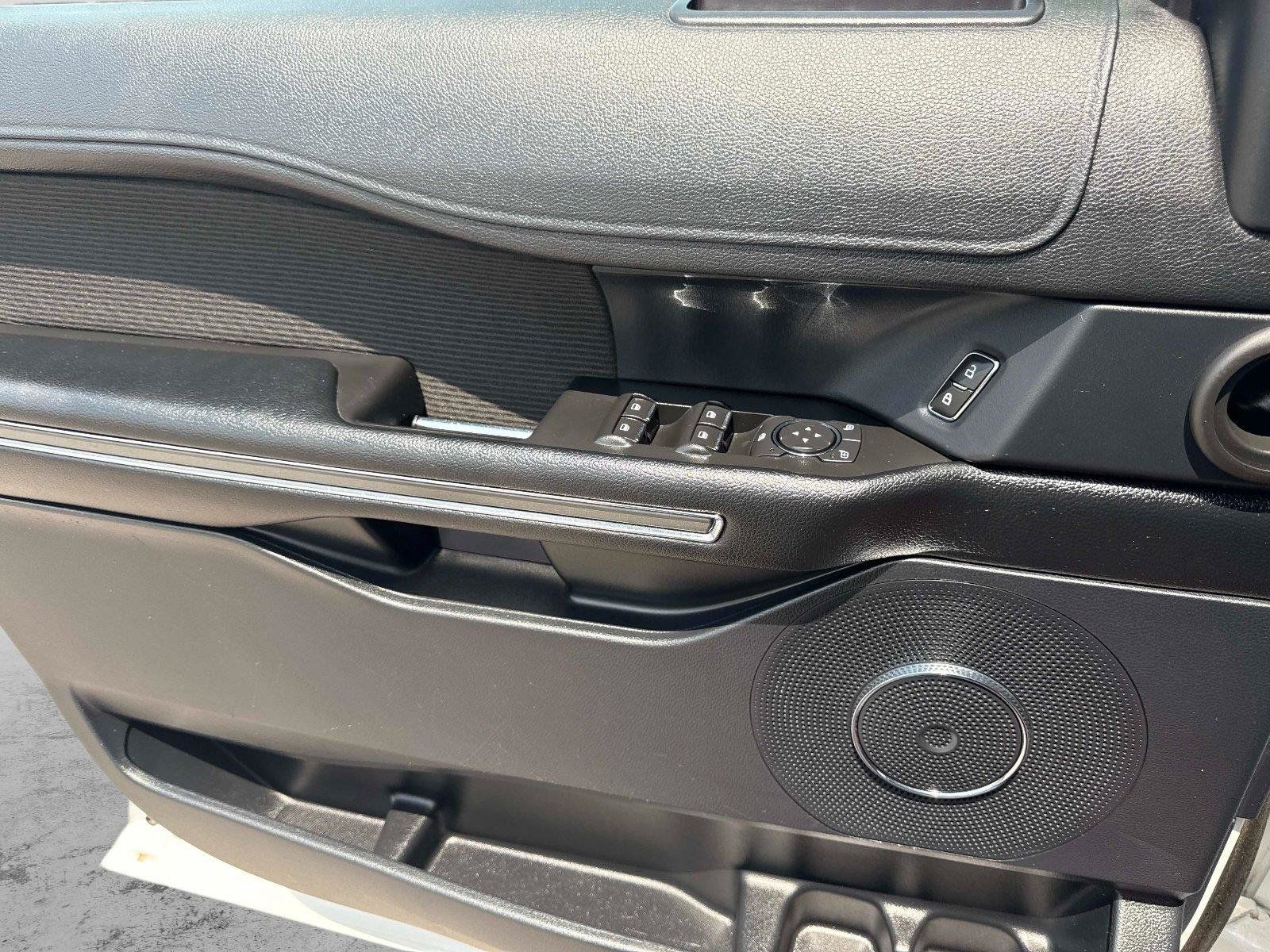 Used 2020 Ford Expedition XLT AWD/4WD image 15