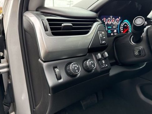 Used 2017 Chevrolet Tahoe LT w/ LT Signature Package image 34