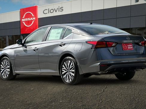 New 2026 Nissan Altima 2.5 SV FWD image 7