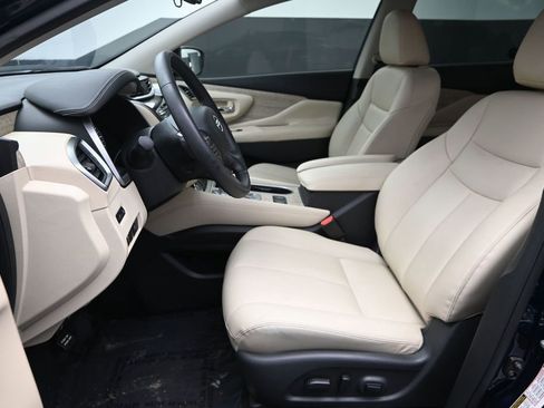 Used 2024 Nissan Murano SV FWD image 19