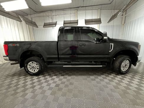 Used 2018 Ford F250 XLT w/ XLT Value Package AWD/4WD image 18