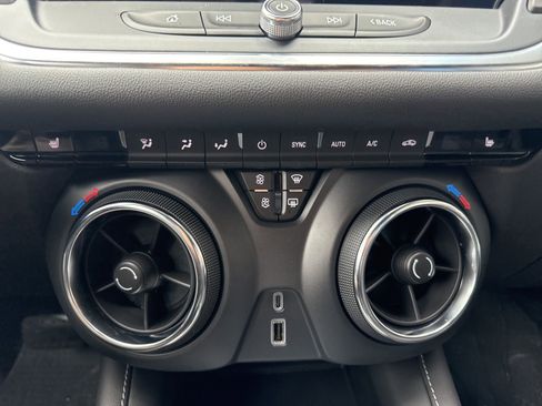 Used 2025 Chevrolet Blazer LT w/ Midnight/Sport Edition image 22