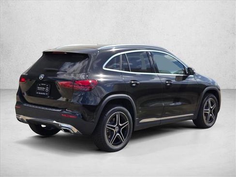 Used 2026 Mercedes-Benz GLA 250 image 2