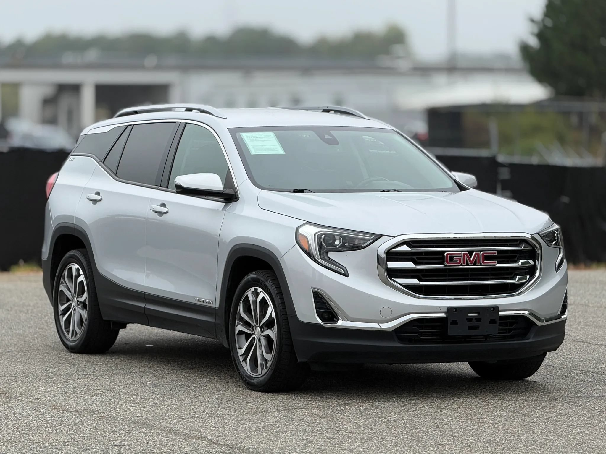 Used 2020 GMC Terrain SLT w/ Preferred Package FWD image 1