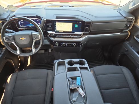 Used 2023 Chevrolet Silverado 1500 LT image 21