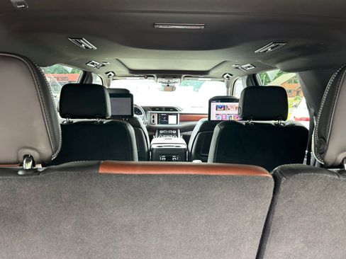 Used 2024 GMC Yukon XL Denali Ultimate AWD/4WD image 22