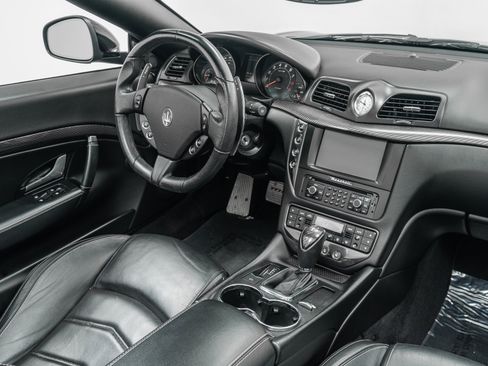 Used 2014 Maserati GranTurismo Convertible RWD image 27