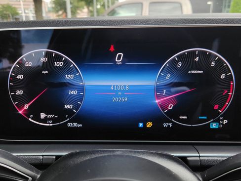 Used 2024 Mercedes-Benz GLE 350 4MATIC image 15