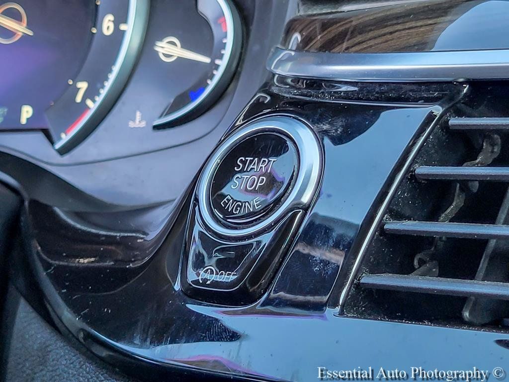 Used 2019 BMW 530i xDrive AWD/4WD image 19