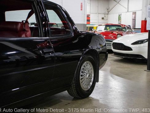 Used 1988 Oldsmobile Toronado Trofeo image 21