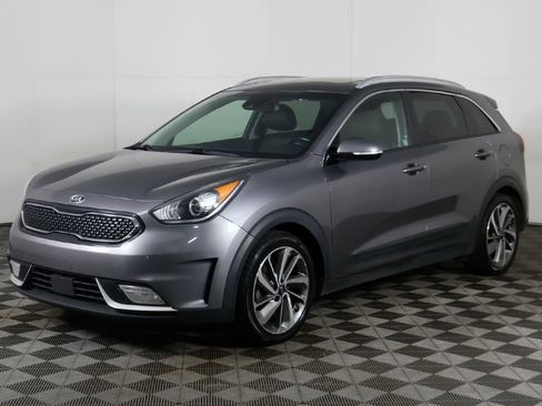 Used 2018 Kia Niro Touring image 11