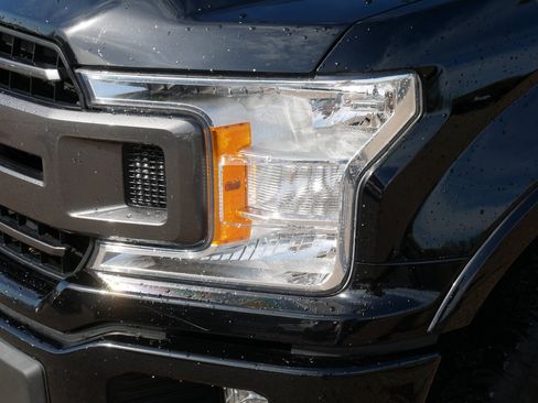 Certified 2018 Ford F150 4x4 SuperCrew image 16