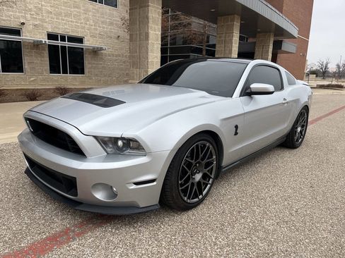 Used 2012 Ford Mustang Shelby GT500 w/ SVT Performance Pkg image 2