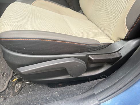Used 2016 Subaru Crosstrek 2.0i Premium AWD/4WD image 14