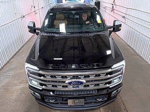 Used 2024 Ford F350 Platinum image 8