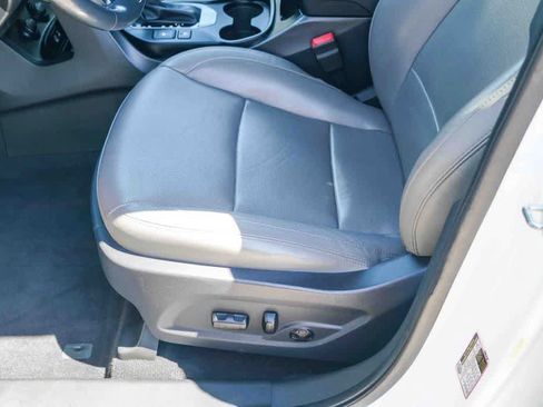 Used 2018 Hyundai Santa Fe Sport w/ Cargo Package AWD/4WD image 15