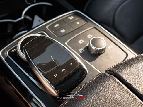 Used 2018 Mercedes-Benz GLS 550 4MATIC w/ Driver Assistance Package image 38