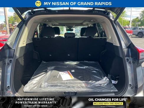 New 2026 Nissan Rogue Dark Armor AWD/4WD image 23
