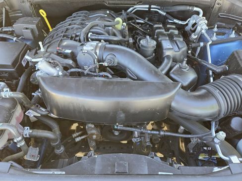 Used 2024 Dodge Durango GT RWD image 32