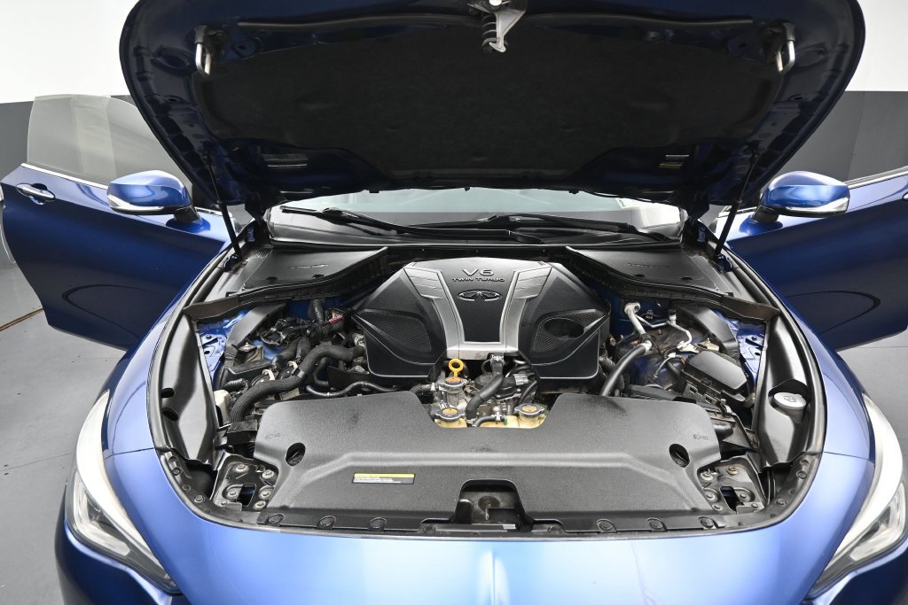 Used 2018 INFINITI Q60 3.0t Luxe w/ Sensory Package 3.0T Luxe AWD/4WD image 27