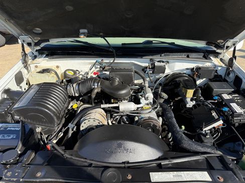 Used 2000 Cadillac Escalade 4WD image 31