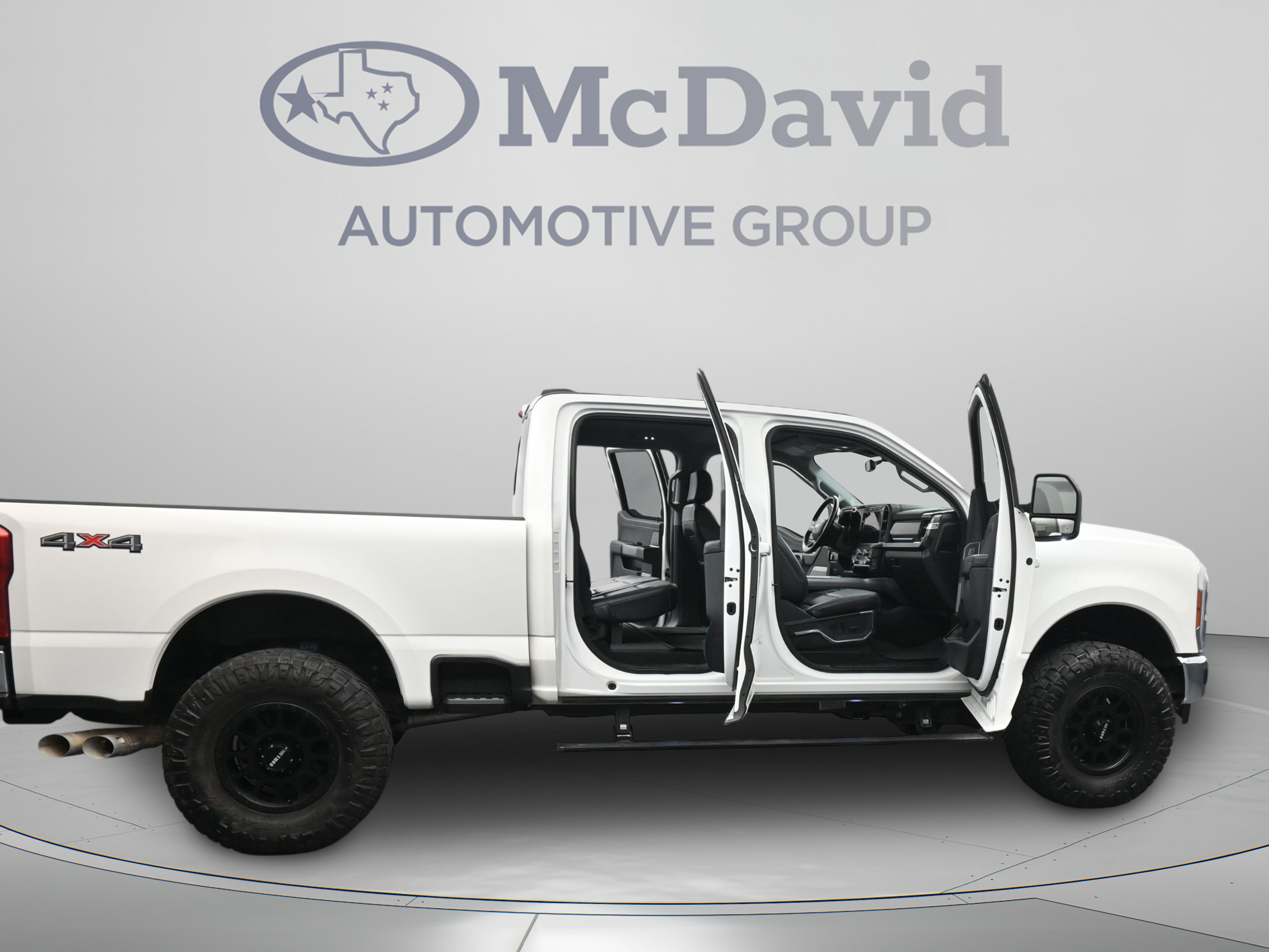 Used 2023 Ford F250 Lariat w/ Snow Plow/Camper Package AWD/4WD image 41