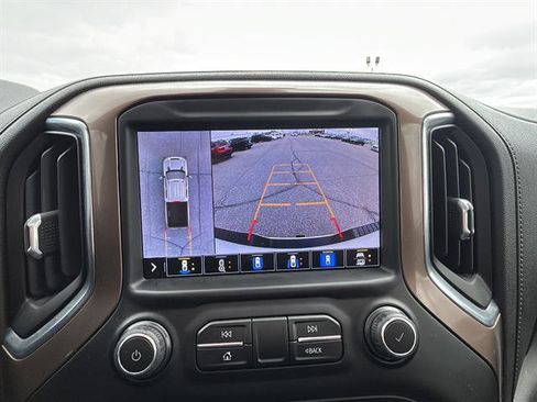Used 2020 Chevrolet Silverado 2500 High Country w/ Z71 Off-Road Package AWD/4WD image 21