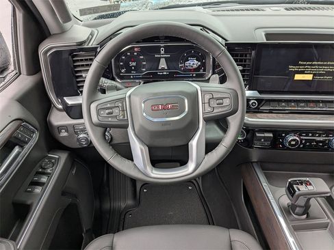 New 2025 GMC Sierra 1500 SLT w/ SLT Premium Package image 10
