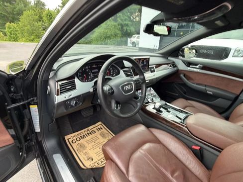 Used 2013 Audi A8 3.0T w/ Convenience Pkg AWD/4WD image 18